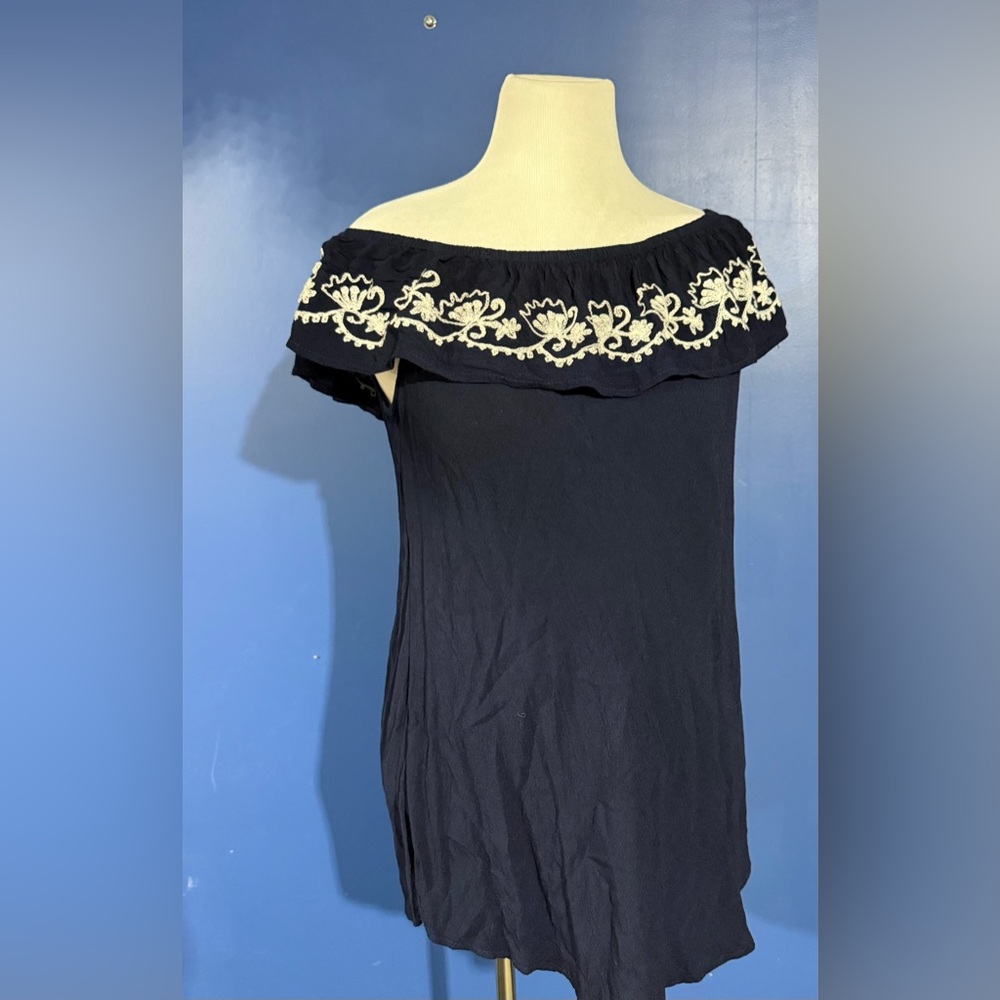 Elegant Off-Shoulder Navy Blouse with Embroidery